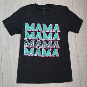 Trendy Black 'MAMA' Graphic Tee